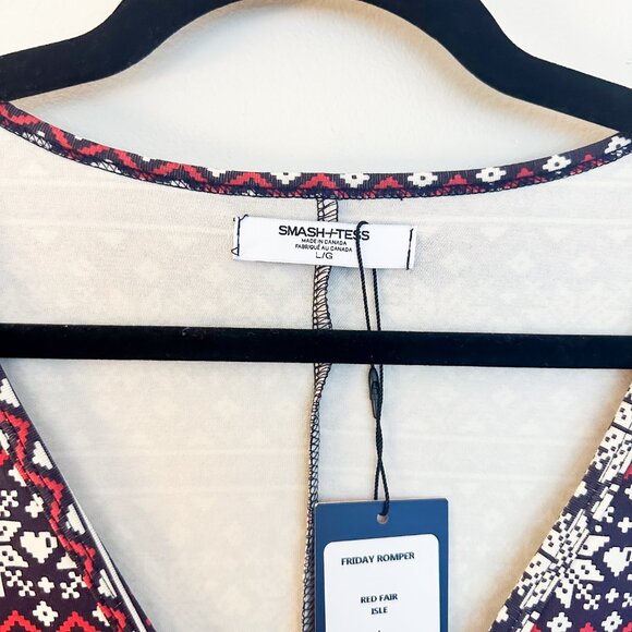 Smash + Tess Red Flair-Friday Romper L | Holiday Nordic Print | NWT - Picture 4 of 7